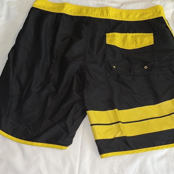 Swim trunks - Picture 3 of 3